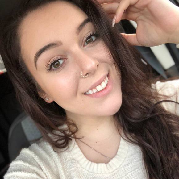 Meet your Posher, Rachel - Picture 1 of 1